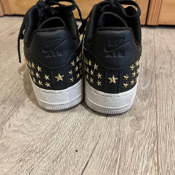 Nike Black leather Air Force one with gold stars size 8 - Picture 4 of 7